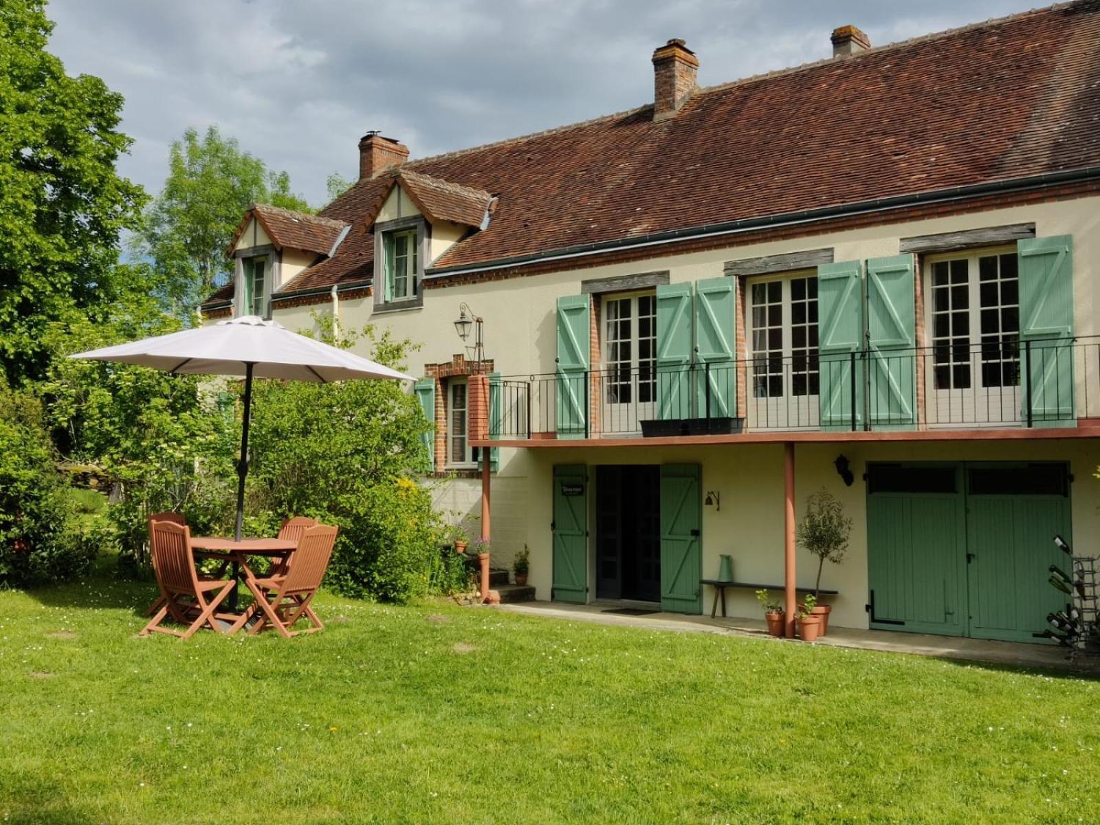 Chambres D'Hotes / B&B Chez Mon Reve Eguzon-Chantome Esterno foto