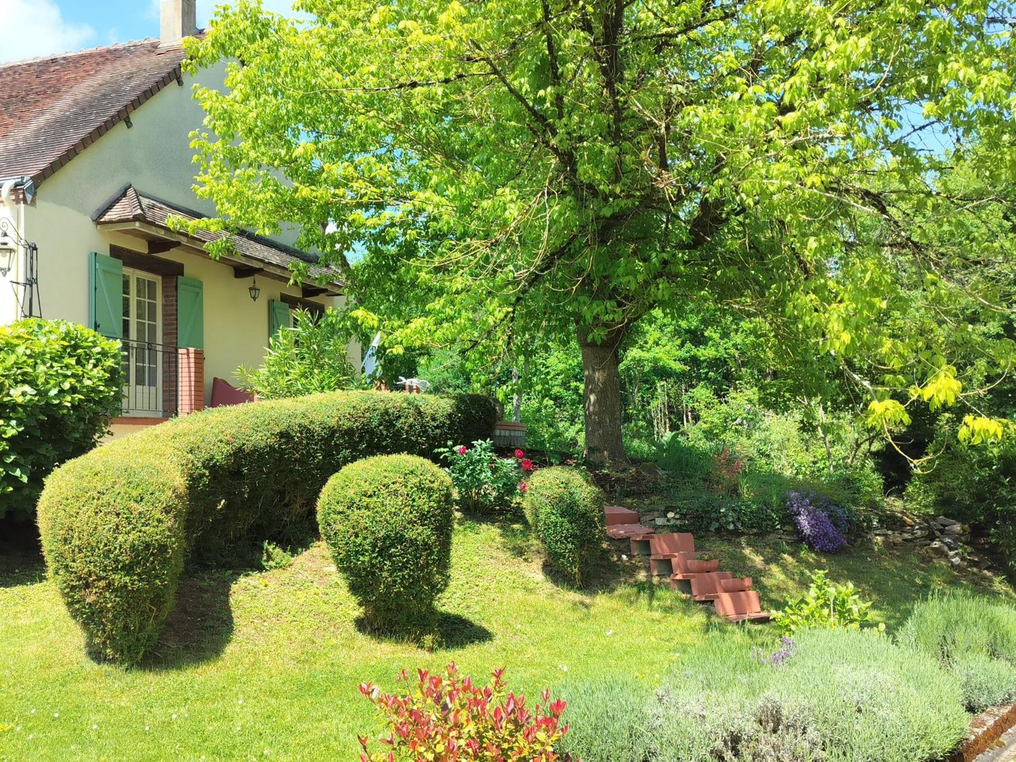Chambres D'Hotes / B&B Chez Mon Reve Eguzon-Chantome Esterno foto